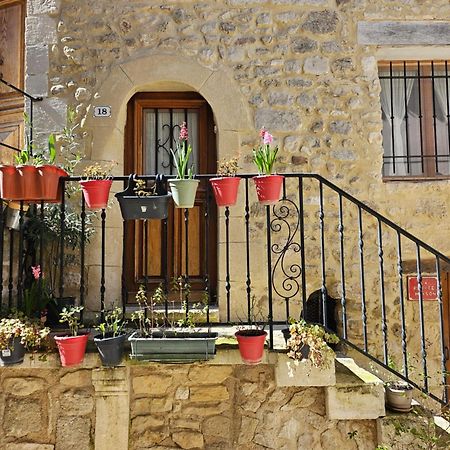 La Petite Maison Céreste Buitenkant foto