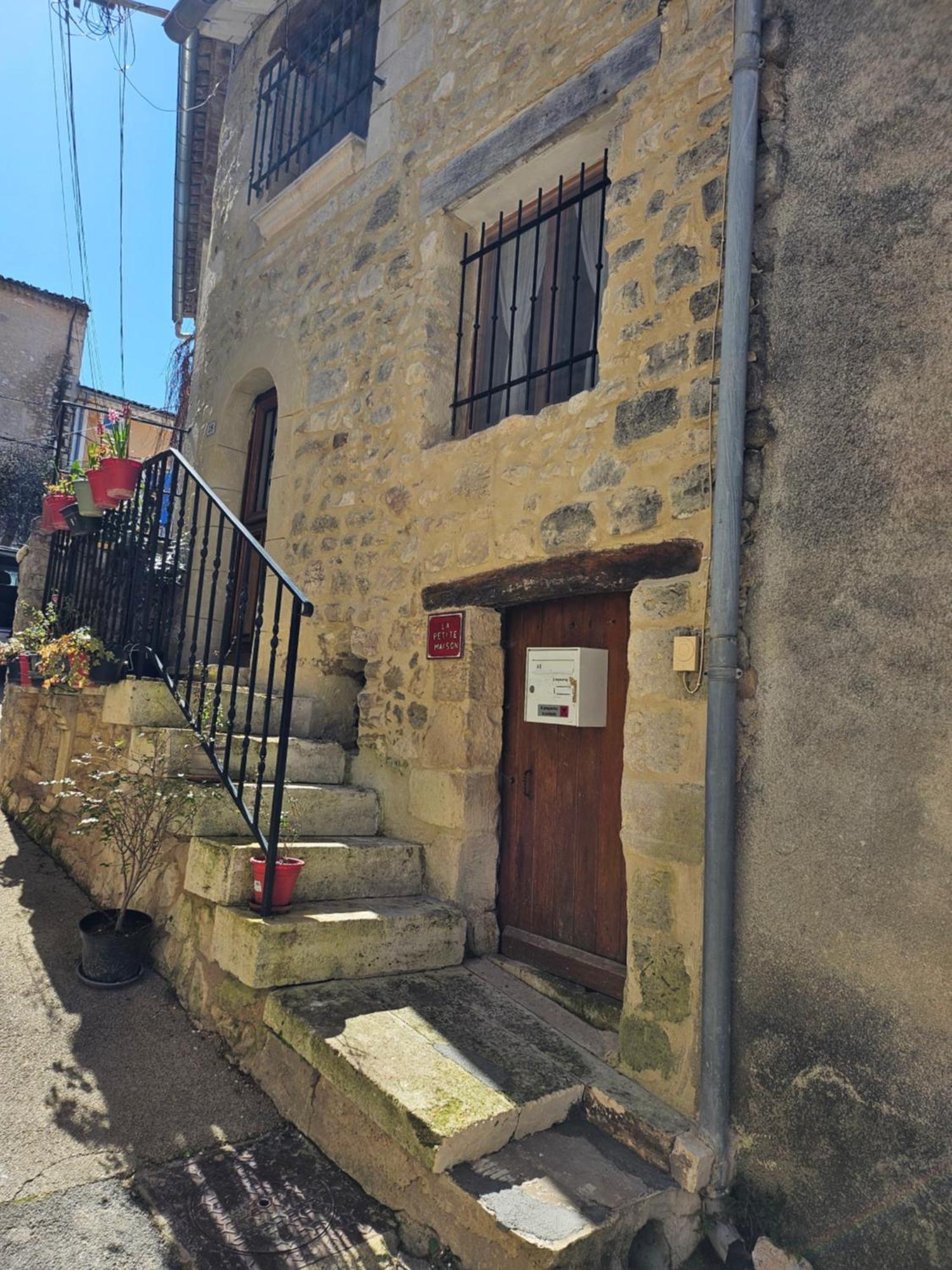 La Petite Maison Céreste Buitenkant foto